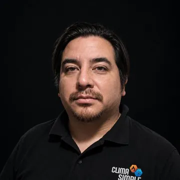 Antonio Salazar, técnico en jefe de Clima Simple